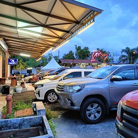 Hotel Nawar Pasir Mas Exterior photo