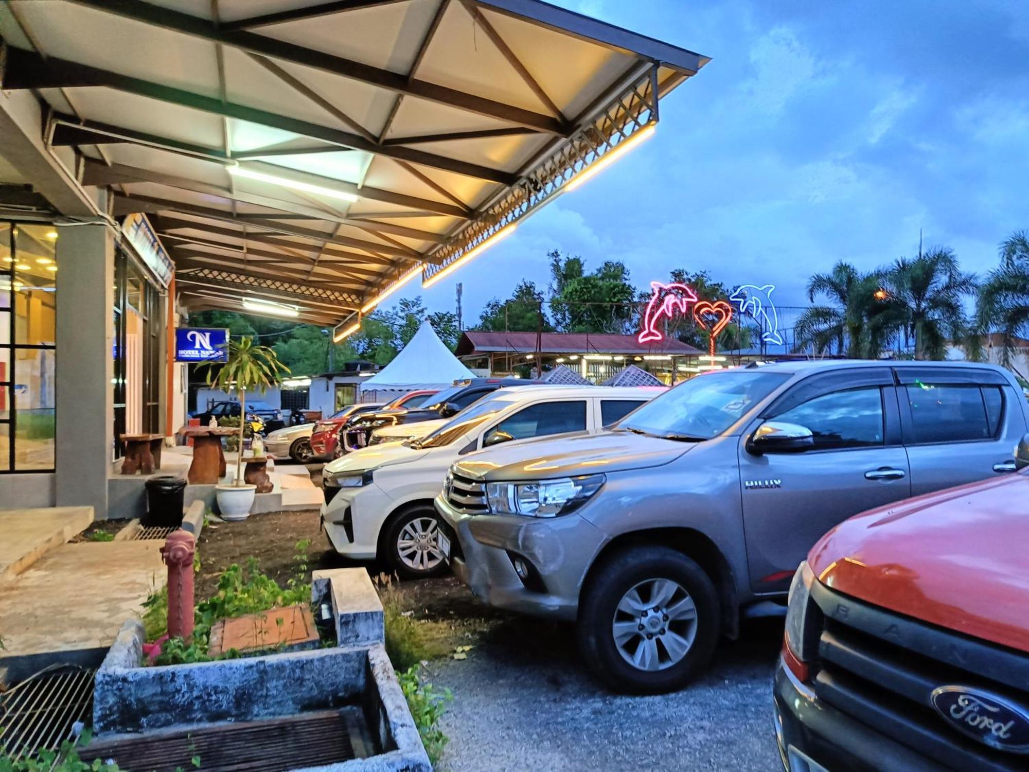 Hotel Nawar Pasir Mas Exterior photo